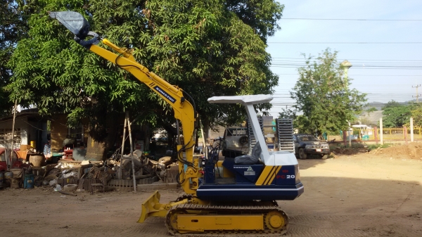 ขายรถขุด KOMATSU PC20รุ่น5เก่านอกแท้ญี่ปุ่นมีเอกสารแจ้งจำหน่ายอินวอยพร้อมจดไม่เคยใช้งานในไทยครับ ขายรถขุด KOMATSU PC20รุ่น5เก่านอกแท้ญี่ปุ่นมีเอกสารแจ้งจำหน่ายอินวอยพร้อมจดไม่เคยใช้งานในไทยครับ