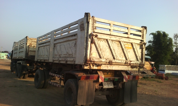 ขายรถสิบล้อดั้มแม่ลูกเครือง270แรงม้าปี40รถออกห้างมือเดียว