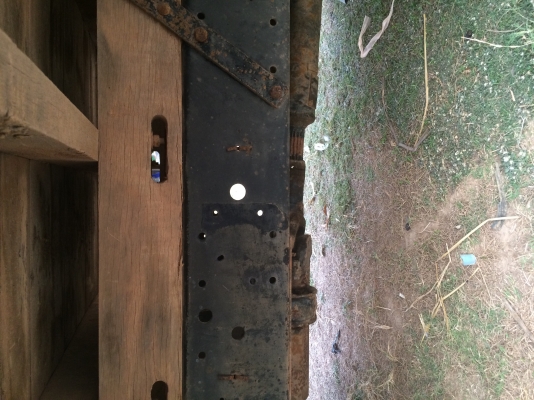 รถบรรทุก6ล้อกลาง