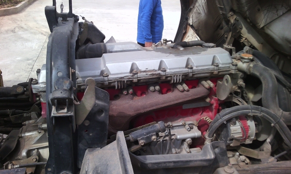 ขายด่วนรถโม้ปูนรถนําเข้ามีเล่มทะเบืยนโม้ตรง3.5คิวเครือง220แรง