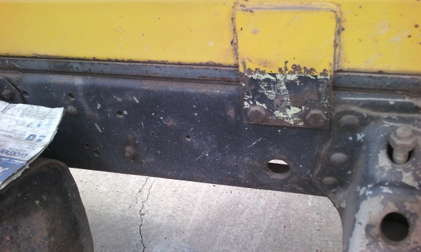 ขายด่วนรถโม้ปูนรถนําเข้ามีเล่มทะเบืยนโม้ตรง3.5คิวเครือง220แรง