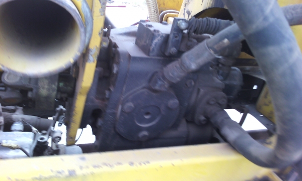 ขายด่วนรถโม้ปูนรถนําเข้ามีเล่มทะเบืยนโม้ตรง3.5คิวเครือง220แรง