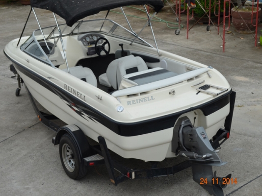 Reinell 185 w/Volvo Penta 4.3L BowRider (18.5 Foot)