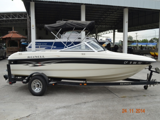Reinell 185 w/Volvo Penta 4.3L BowRider (18.5 Foot)