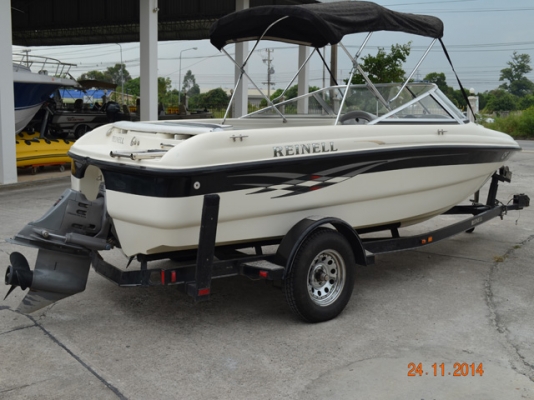 Reinell 185 w/Volvo Penta 4.3L BowRider (18.5 Foot)