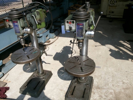 ขายเจาะต๊าฟยี่ห้อKing2ตัวตัวละ12000ครับ