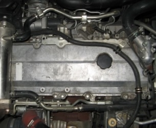 ISUZU FRR 190 HP 4HK1 EURO3 ปี 55 รถสวยจัดรอบคัน ใช้งานน้อย 270 กม. กระบะตู้แห้ง 4 บานความยาว 5.50 เมตรอย่างสวย ภายในเก๋งคอนโซลสวยครบ CD แอร์ พวงมาลัยเพาเวอร์ ระบบเบรคทริ๊ปฟี้ ช่วงล่างแน่นยางสภาพเต็มดี 90\% พร้อมใช้งาน เอกสารเล่มทะเบียน ราคาต่อรองได้ครับ