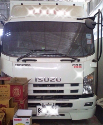 ISUZU FRR 190 HP 4HK1 EURO3 ปี 55 รถสวยจัดรอบคัน ใช้งานน้อย 270 กม. กระบะตู้แห้ง 4 บานความยาว 5.50 เมตรอย่างสวย ภายในเก๋งคอนโซลสวยครบ CD แอร์ พวงมาลัยเพาเวอร์ ระบบเบรคทริ๊ปฟี้ ช่วงล่างแน่นยางสภาพเต็มดี 90\% พร้อมใช้งาน เอกสารเล่มทะเบียน ราคาต่อรองได้ครับ ISUZU FRR 190 HP 4HK1 EURO3 ปี 55 รถสวยจัดรอบคัน ใช้งานน้อย 270 กม. กระบะตู้แห้ง 4 บานความยาว 5.50 เมตรอย่างสวย ภายในเก๋งคอนโซลสวยครบ CD แอร์ พวงมาลัยเพาเวอร์ ระบบเบรคทริ๊ปฟี้ ช่วงล่างแน่นยางสภาพเต็มดี 90\% พร้อมใช้งาน เอกสารเล่มทะเบียน ราคาต่อรองได้ครับ
