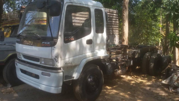 ขาย10ล้อหัวคัซซี