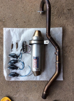 ท่อ D tracker 125 แถมไฟท้ายและไฟเลี้ยว