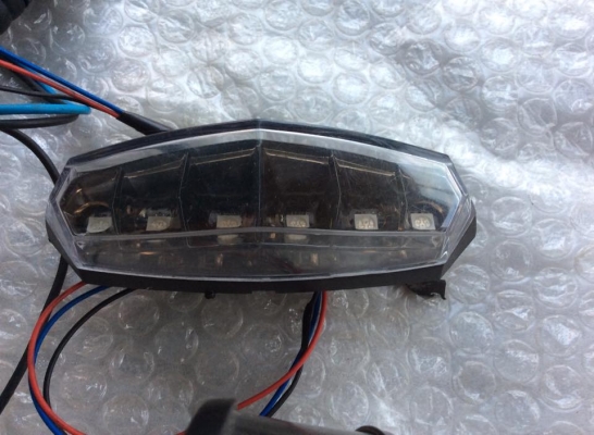 ท่อ D tracker 125 แถมไฟท้ายและไฟเลี้ยว