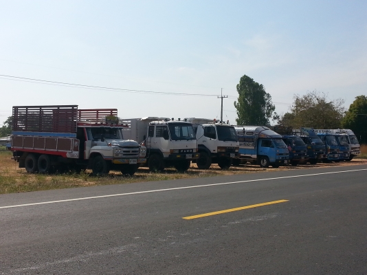 ณรงค์ ซื้อขายรถมือสอง มีรถมือสองทุกชนิด รับจัดไฟแนนซ์นอกสถานที่ บริการรับส่งสินค้าทั่วไทย รับทำเอกสารแจ้ง ม.79ทั่วภาคอีสาน สนใจโทร 090-8588220คุณนะ ID:narong498 หรือ www.truck.in.th/498 หรือfb:ณรงค์ ซื้อขายรถมือสอง (เว็บไซต์ส่วนตัว)