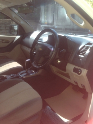 13 Chevrlet Trailblazer 2.8 LT desel ขับ4 เกียรออโต้ ABS Airbag พวงมาลัยมัลติฟังชั่น ราคา735,000 โทร090-5676600 ดูรถ แถวลาดพร้าว รามอินทรา