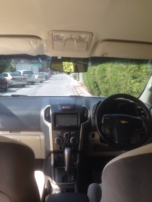 13 Chevrlet Trailblazer 2.8 LT desel ขับ4 เกียรออโต้ ABS Airbag พวงมาลัยมัลติฟังชั่น ราคา735,000 โทร090-5676600 ดูรถ แถวลาดพร้าว รามอินทรา