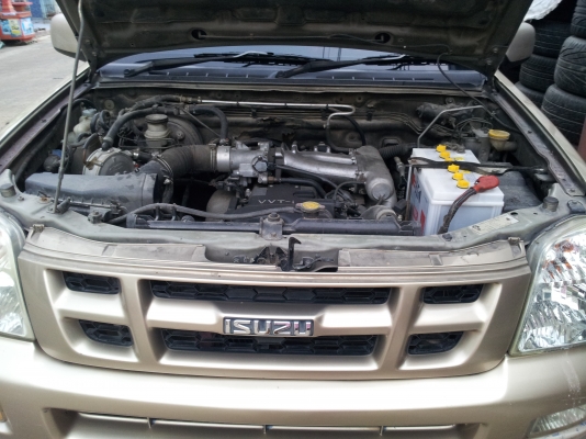 DMAX ตัวสูง 2004 แคป 175000 DMAX ตัวสูง 2004 แคป 175000