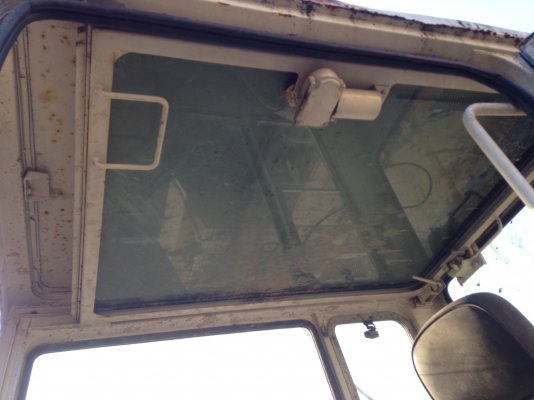 ขายรถแบคโฮ KOMATSU PC-60-5 รถสวย เครื่อง ปั้มแรง ปุ้งกี้มี ราคา450000 เอกสารไม่มี สนใจโทรจองด่วน