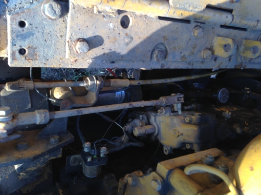 ขายรถแบคโฮ KOMATSU PC-60-5 รถสวย เครื่อง ปั้มแรง ปุ้งกี้มี ราคา450000 เอกสารไม่มี สนใจโทรจองด่วน