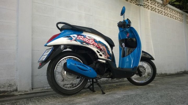 SCOOPYi 2012 สภาพใหม่กริ๊บ วิ่ง 9000 ส่งฟรีทั่วไทย ขายถูกๆ ต่อรองได้ SCOOPYi 2012 สภาพใหม่กริ๊บ วิ่ง 9000 ส่งฟรีทั่วไทย ขายถูกๆ ต่อรองได้