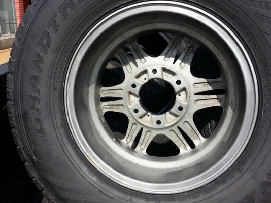 ขายยาง AT 235 x 85 x 16 JAPAN พร้อมล้อ ขายยาง AT 235 x 85 x 16 JAPAN พร้อมล้อ