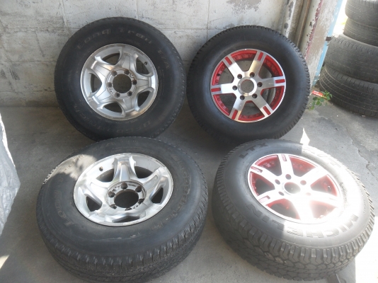 ล้อแม็ก 15นิ้ว 6รู พร้อมยาง สวยๆ 4 ล้อ ราคา 4500 บาท