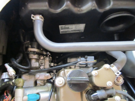 ลดราคาเหลือ 140,000   เรือสี่จังหวะขนาดสามที่นั่ง ประหยัดเชื้อเพลิง