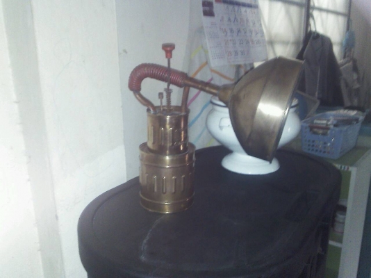 ตะเกียงฟู่ทองเหลือง ใช้งานได้ ตะเกียงฟู่ทองเหลือง ใช้งานได้