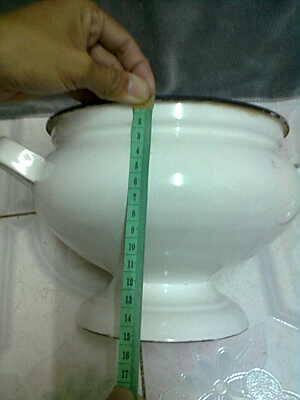โถเคลือบ สภาพดีมากไม่มีรั่ว กว้าง 21 ซม. สูง 17 ซม.