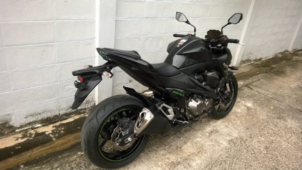 Z800 สภาพสวย วิ่ง 2000 มีของแต่ง ถูกๆ ต่อรองได้ จัดส่งฟรี สวยๆจ้า