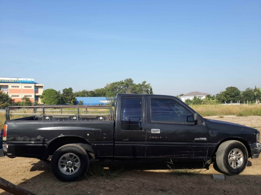 isuzu spacecab ขายตามสภาพ isuzu spacecab ขายตามสภาพ