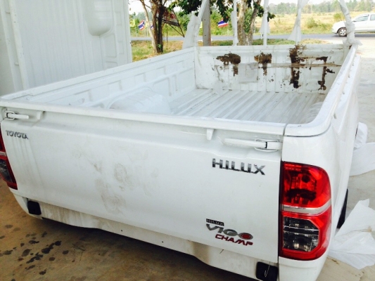 ขายกระบะเปล่าพร้อมไฟท้าย Toyota