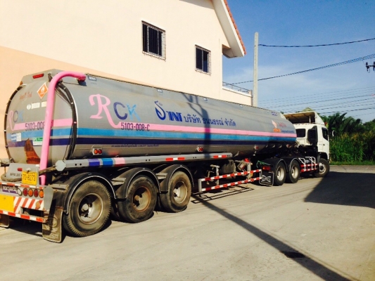 Hino ครื่อง320แรงม้า พร้อมหาง