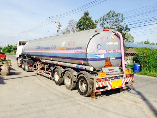 Hino ครื่อง320แรงม้า พร้อมหาง