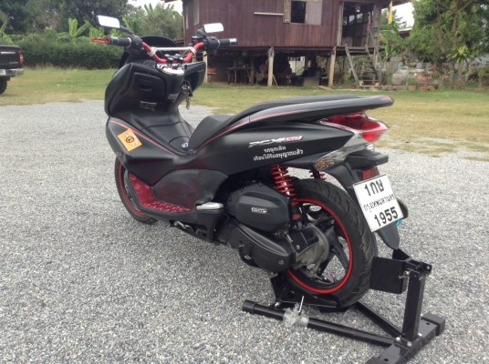 ธารนนทบุรี//ขาย honda pcx150i combi brake ปี2013 รถวิ่งมา 2x,xxx โล สภาพสวยๆ เครื่องเงียบ ขาย 55,000 บาท ทะเบียนแท้พร้อมโอนขนส่งครับ