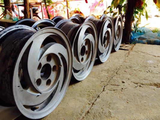 แม็ก มาสด้าน้อย 5/110 สวยๆ 3900