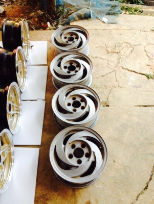 แม็ก มาสด้าน้อย 5/110 สวยๆ 3900