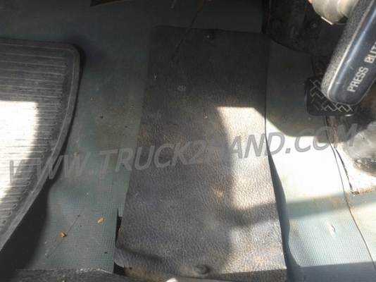 รถบรรทุก 6 ล้อ ISUZU NKR 88 แรงม้า 4 สูบ  น็อต 5 ตัว