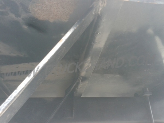 รถบรรทุก 6 ล้อ ISUZU NKR 88 แรงม้า 4 สูบ  น็อต 5 ตัว