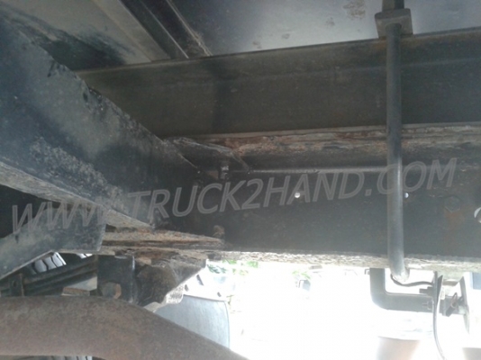 รถบรรทุก 6 ล้อ ISUZU NKR 88 แรงม้า 4 สูบ  น็อต 5 ตัว