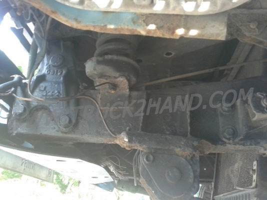 รถบรรทุก 6 ล้อ ISUZU NKR 88 แรงม้า 4 สูบ  น็อต 5 ตัว