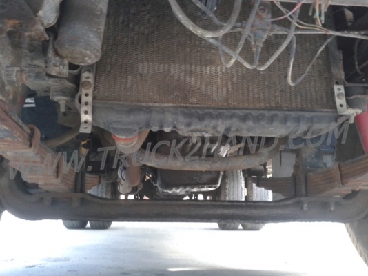 รถบรรทุก 6 ล้อ ISUZU NKR 88 แรงม้า 4 สูบ  น็อต 5 ตัว