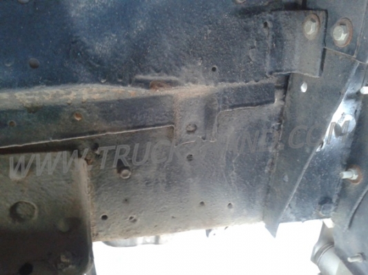 รถบรรทุก 6 ล้อ ISUZU NKR 88 แรงม้า 4 สูบ  น็อต 5 ตัว