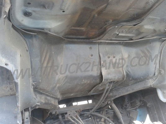 รถบรรทุก 6 ล้อ ISUZU NKR 88 แรงม้า 4 สูบ  น็อต 5 ตัว