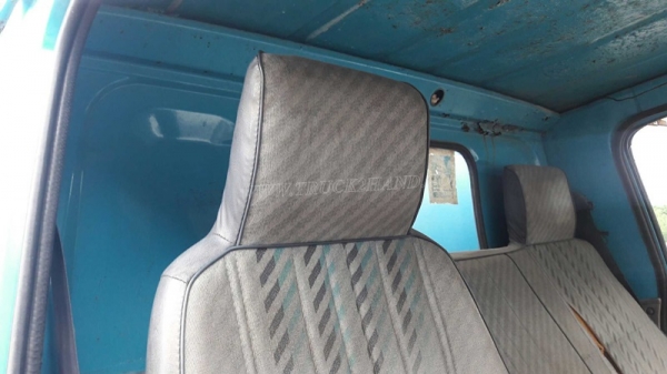 รถบรรทุก 6 ล้อ ISUZU NKR 88 แรงม้า 4 สูบ  น็อต 5 ตัว