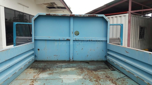 รถบรรทุก 6 ล้อ ISUZU NKR 88 แรงม้า 4 สูบ  น็อต 5 ตัว