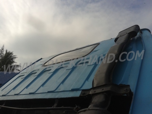 รถบรรทุก 6 ล้อ ISUZU NKR 88 แรงม้า 4 สูบ  น็อต 5 ตัว