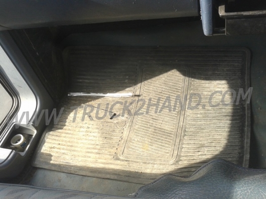 รถบรรทุก 6 ล้อ ISUZU NKR 88 แรงม้า 4 สูบ  น็อต 5 ตัว