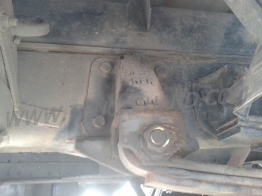 รถบรรทุก 6 ล้อ ISUZU NKR 88 แรงม้า 4 สูบ  น็อต 5 ตัว