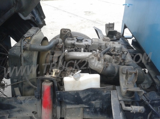 รถบรรทุก 6 ล้อ ISUZU NKR 88 แรงม้า 4 สูบ  น็อต 5 ตัว