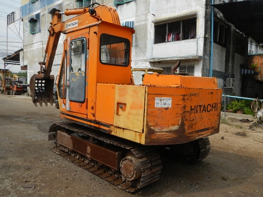 ขายรถขุด BACKHOE HITACHI UH025 พร้อมใช้งาน