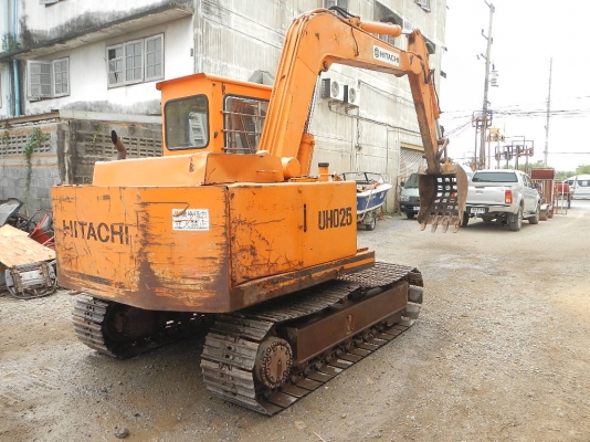 ขายรถขุด BACKHOE HITACHI UH025 พร้อมใช้งาน